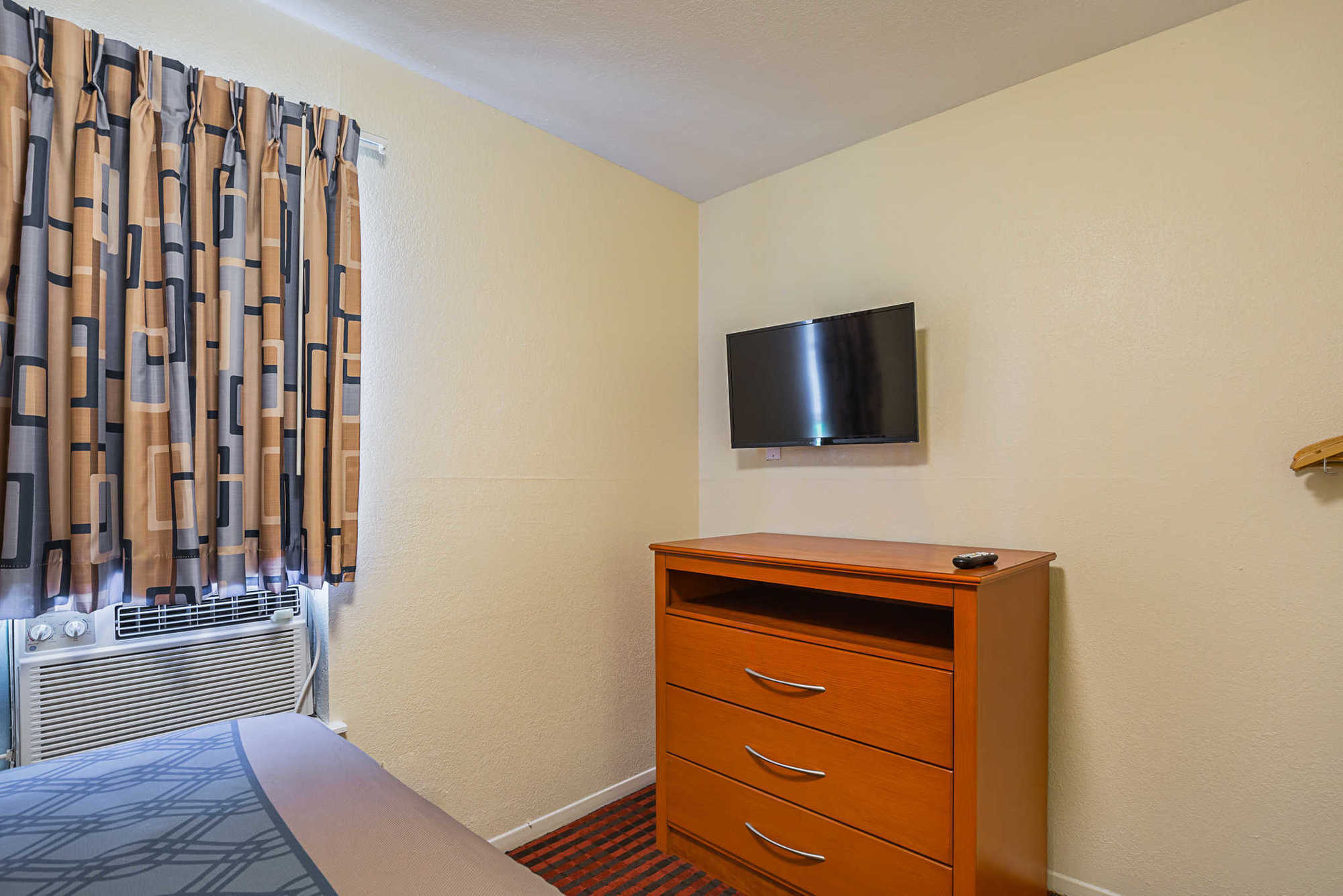 Econo Lodge Huntsville- University Area Rom bilde